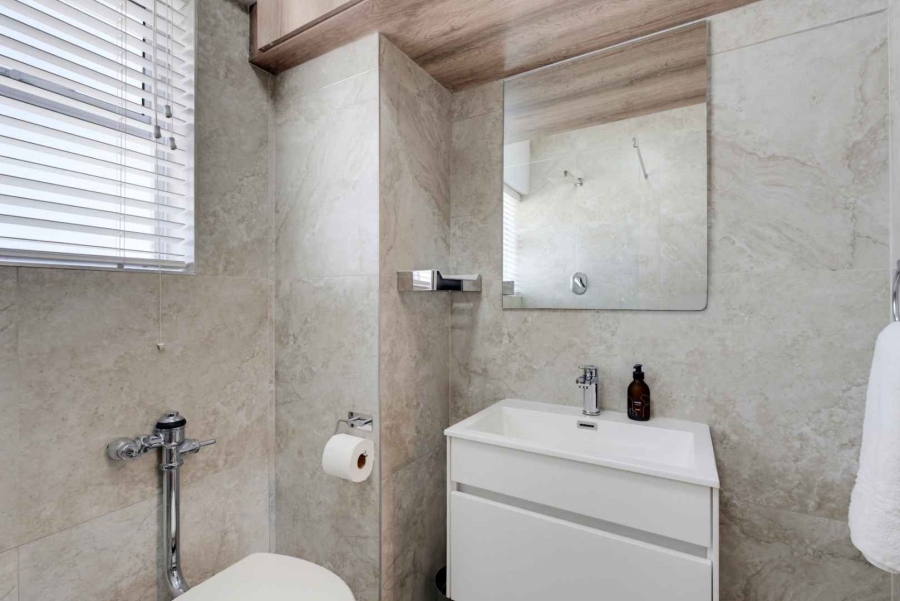 0 Bedroom Property for Sale in Green Point Western Cape
